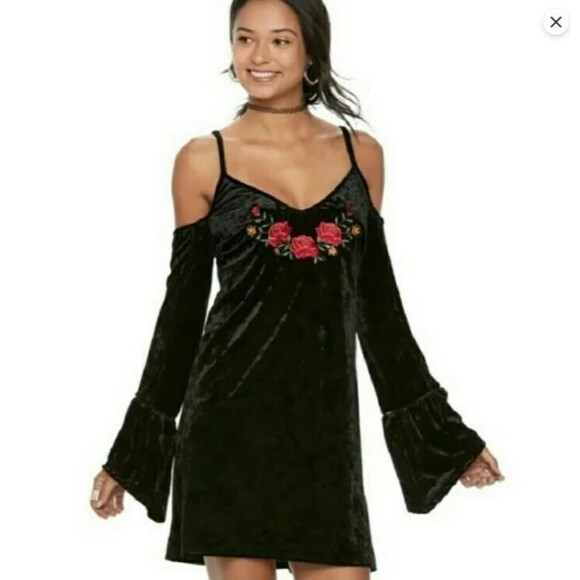 Disney Pixar Coco Dress NWT Black Crushed Velvet Floral Embroidery Size XS - Picture 1 of 9